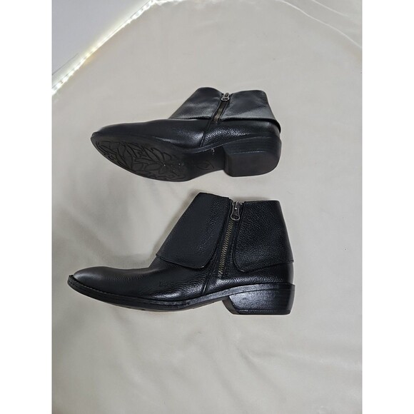 BOC Born Womens Size 9M Black Leather Dual Zip Ankle Boots Retro Look - Picture 9 of 10